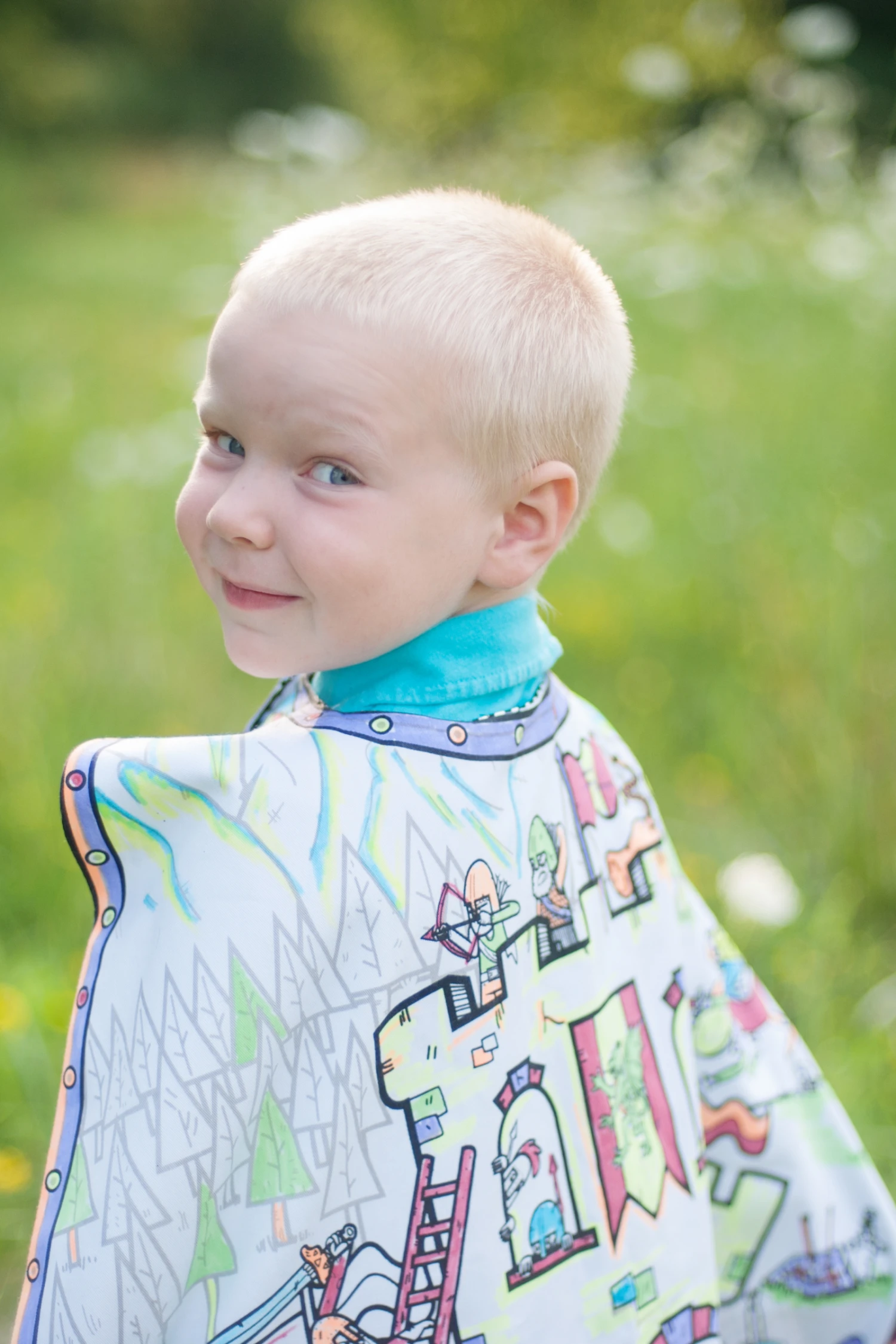 Colour-A-Knight Cape 3 Colour-A-Knight Cape - Image 3