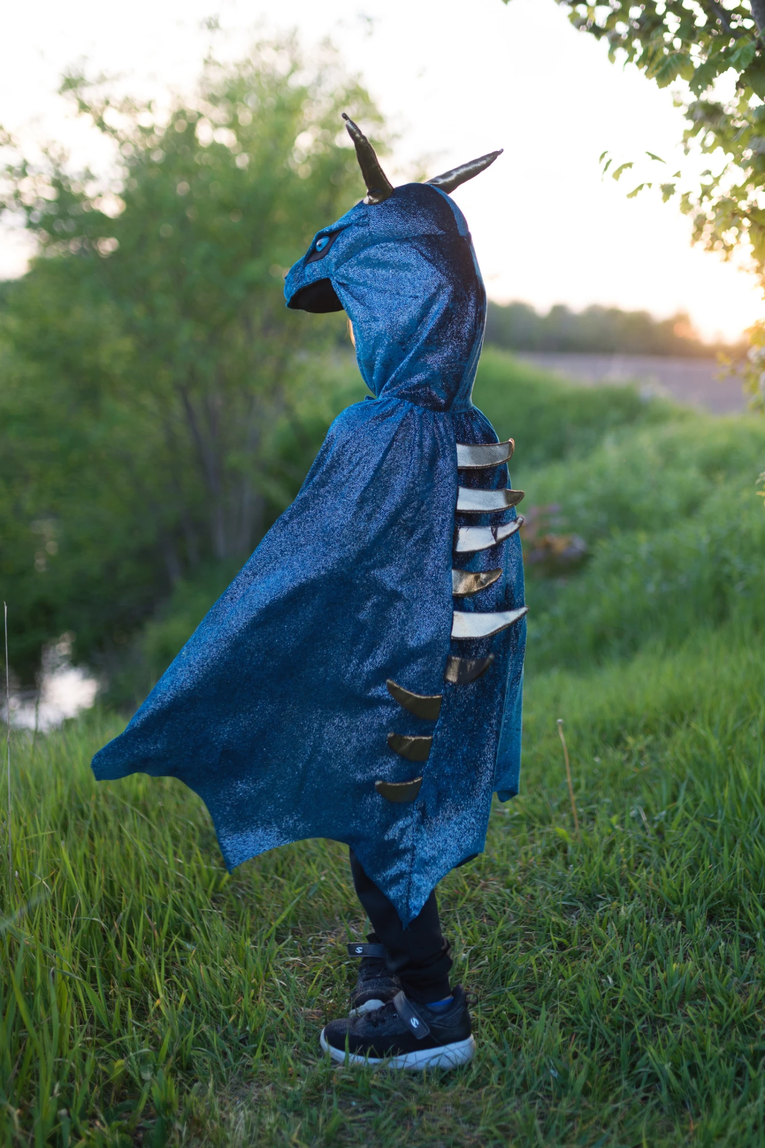 Starry Night Dragon Cape 5 Starry Night Dragon Cape - Image 5