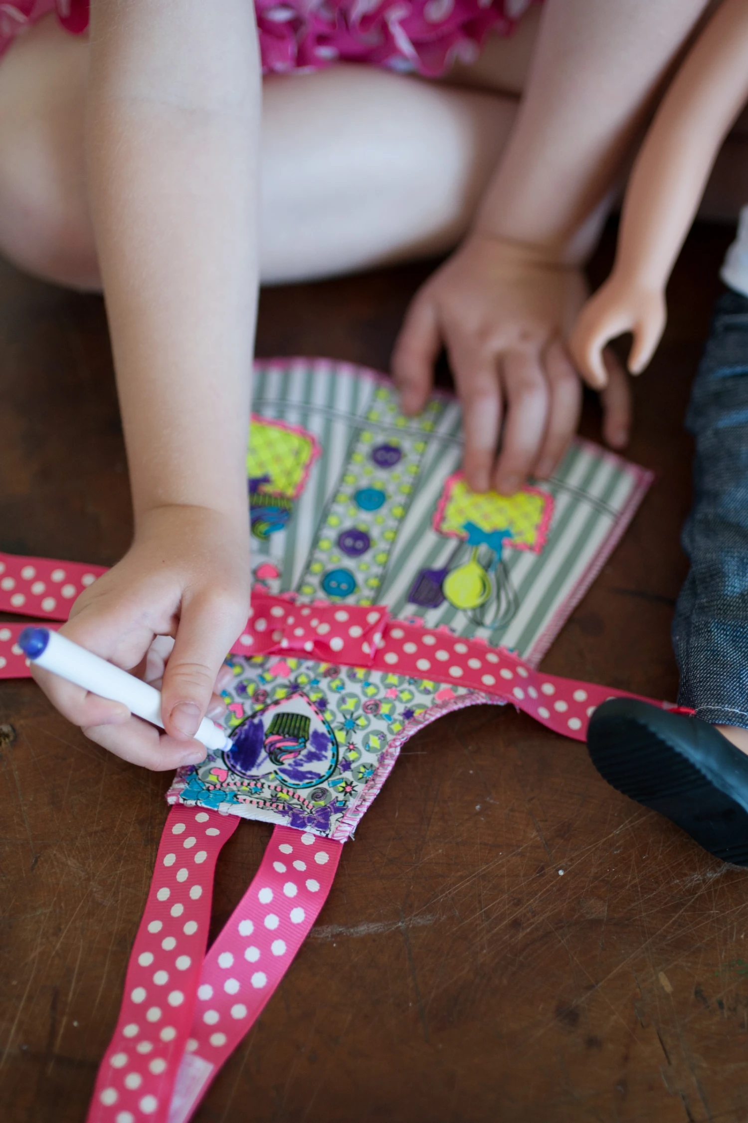 Colour-A-Chef Doll Set 5 Colour-A-Chef Doll Set - Image 5