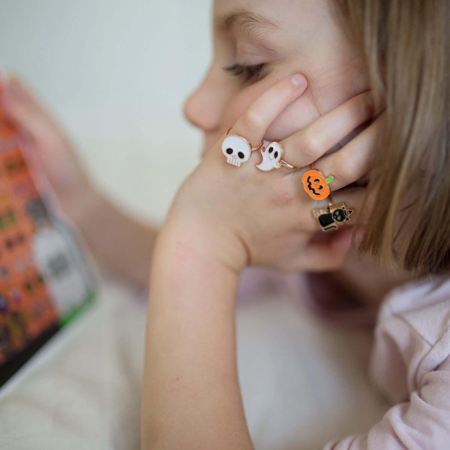 Spooky Wooky Halloween Rings, 24pc, Assorted 4 Spooky Wooky Halloween Rings, 24pc, Assorted - Image 4